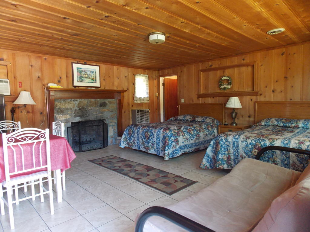 Clarketon Motel - Maggie Valley Ruang foto