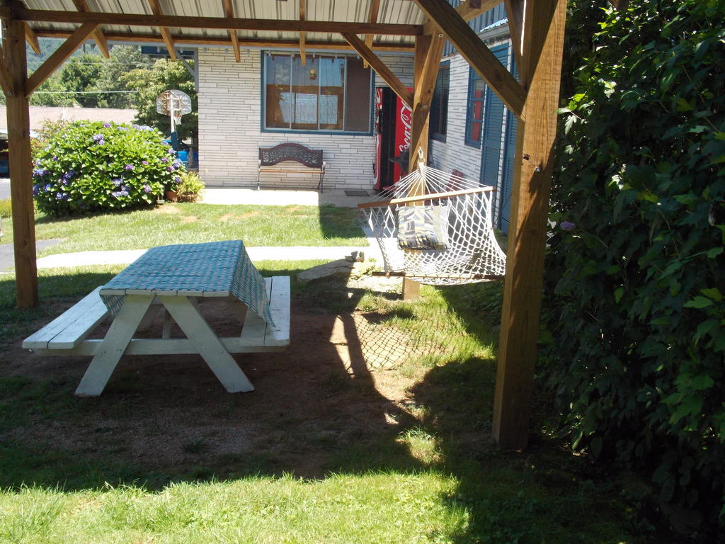 Clarketon Motel - Maggie Valley Bagian luar foto